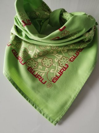 Pañuelo Guru Verde y Rojo