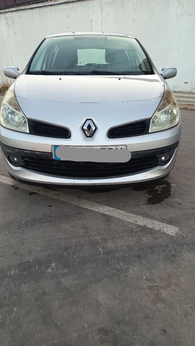 Renault Clio 2005 - foto 1