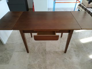 Mesa de madera extensible