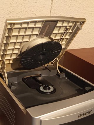 Mini cadena Sony CMT-NEZ50 Plata