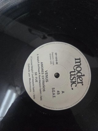 Disco Vinilo Venus - Amores Extraños