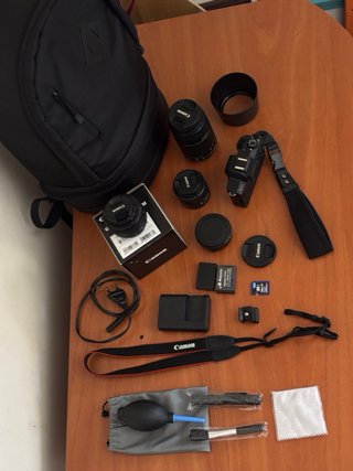 Canon EOS M50 Kit com 3 Lentes
