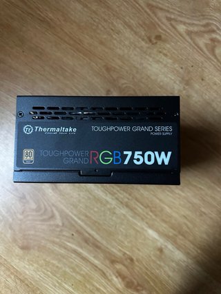 Fuente Alimentación Thermaltake Toughpower 750W RG