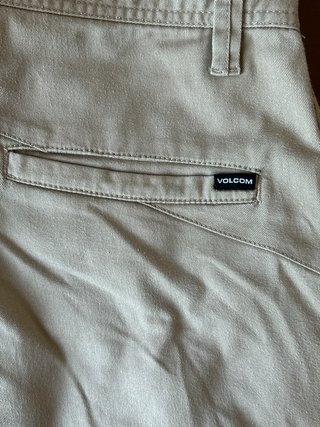Short Volcom Beige Talla:32