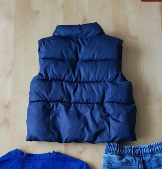 Conjunto 3 prendas niño 4 años chaleco plumas