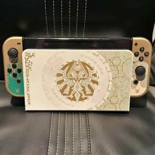 Nintendo Switch Edición Zelda Dorada