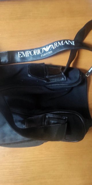 Neceser Emporio Armani Parfums Negro