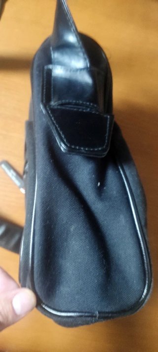 Neceser Emporio Armani Parfums Negro