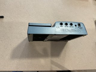 Digitech BP80 Pedalera Bajo Multiefectos