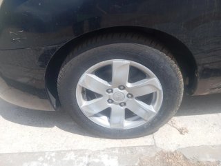 KIA Carens 2009 se vende para despiece