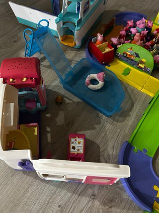 Lote Peppa Pig: Ciudad, Crucero, Casa y más