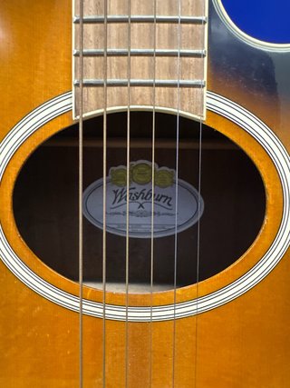 Guitarra Acústica Washburn Sunburst