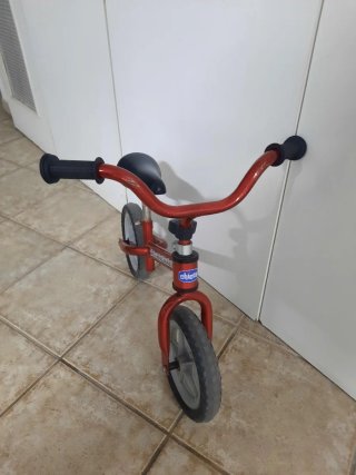 Bici de equilibrio Chicco Red Bullet