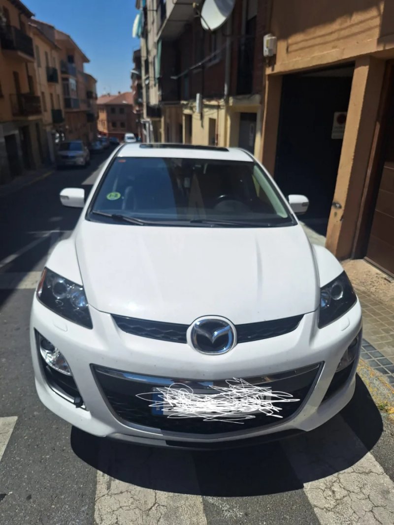 Mazda CX-7 2011 - foto 1