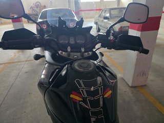 Suzuki V-Strom 650 Muy Cuidada