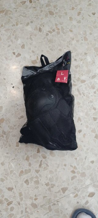Casco Negro Protección/es