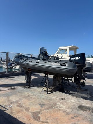 Zodiac/Semirrígida XPRO 5,89m Suzuki 115CV