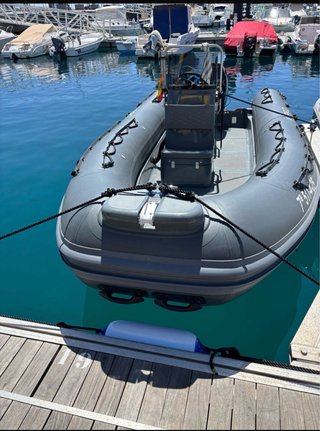 Zodiac/Semirrígida XPRO 5,89m Suzuki 115CV