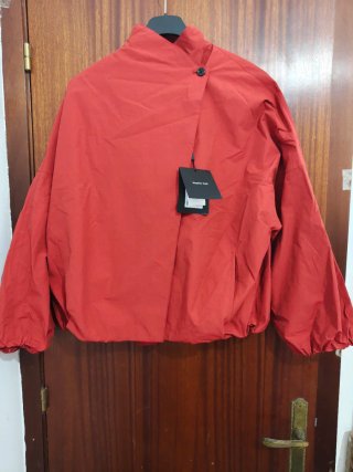 Chaqueta bomber Massimo Dutti roja S/M