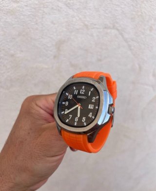 Seiko Mod – Inspiración Aquanaut, Negro y naranja