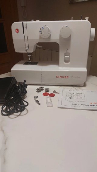 Máquina de coser Singer Promise 1409