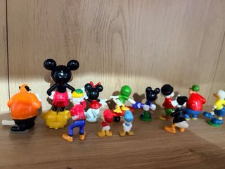 12 Vintage Disney Figures – Mickey, Minnie