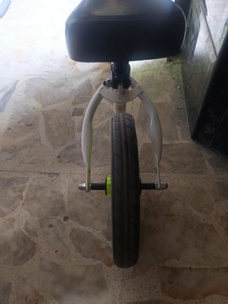 Bicicleta infantil B'TWIN sin pedales