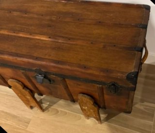 Baúl antiguo de viaje madera y metal