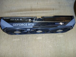 RTX 5070 12GB Gráfica Gigabyte GDDR7 3 FAN