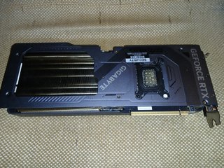 RTX 5070 12GB Gráfica Gigabyte GDDR7 3 FAN