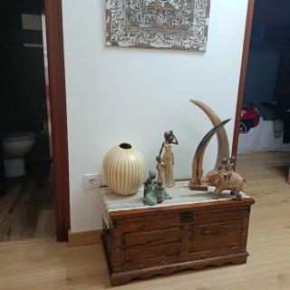 Cofre de madera decorativo