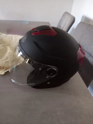 Casco de moto DAVID negro con visera