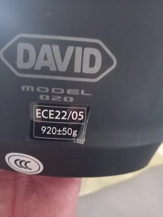 Casco de moto DAVID negro con visera