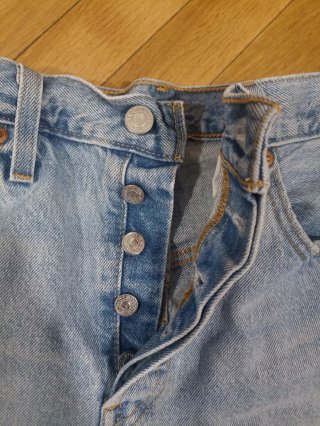 Levi's 501 Shorts Claritos Talla 28