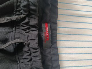 Shorts neri Prada