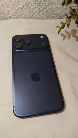 iPhone 17 Pro Max Azul