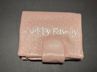 Cartera rosa con estampado de gatos