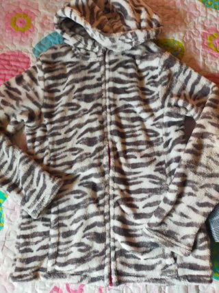 2 Chaquetas Niña T.10 + Regalo Leggins