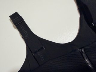 Top deportivo Tommy Hilfiger negro