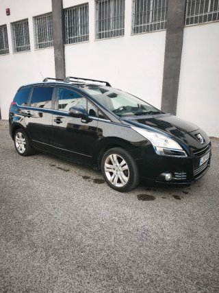 Peugeot 5008 2010