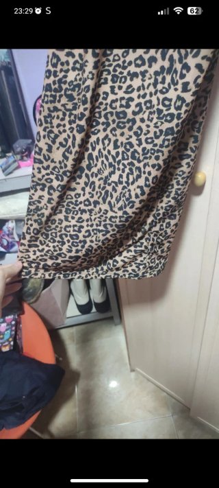 Pantalón estampado leopardo ancho