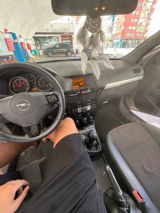 Opel Astra 2009