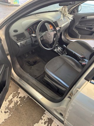 Opel Astra 2009