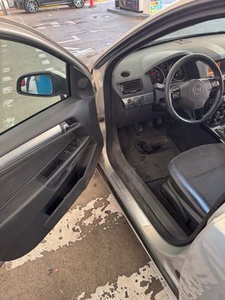 Opel Astra 2009