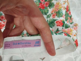 Bershka Shorts Estampados Tropicales