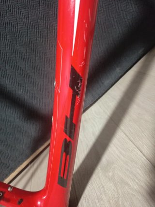 Cuadro y horquilla bh de carbono y tija de alumini