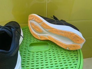 Asics Dynablast 5