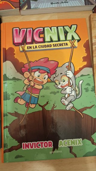 Vicnix en la ciudad secreta (Invictor y Acenix 2)