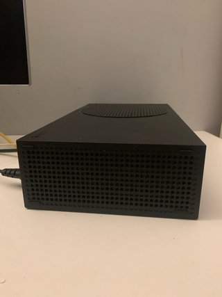 XBOX Series S 1TB NEGRA + Mando Morado