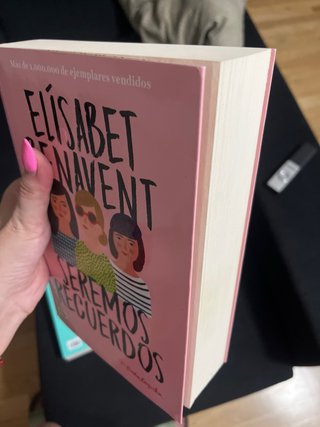 Seremos recuerdos / We Will Become Memories